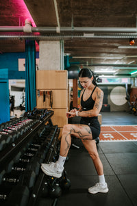 ELEVATE. Shorts