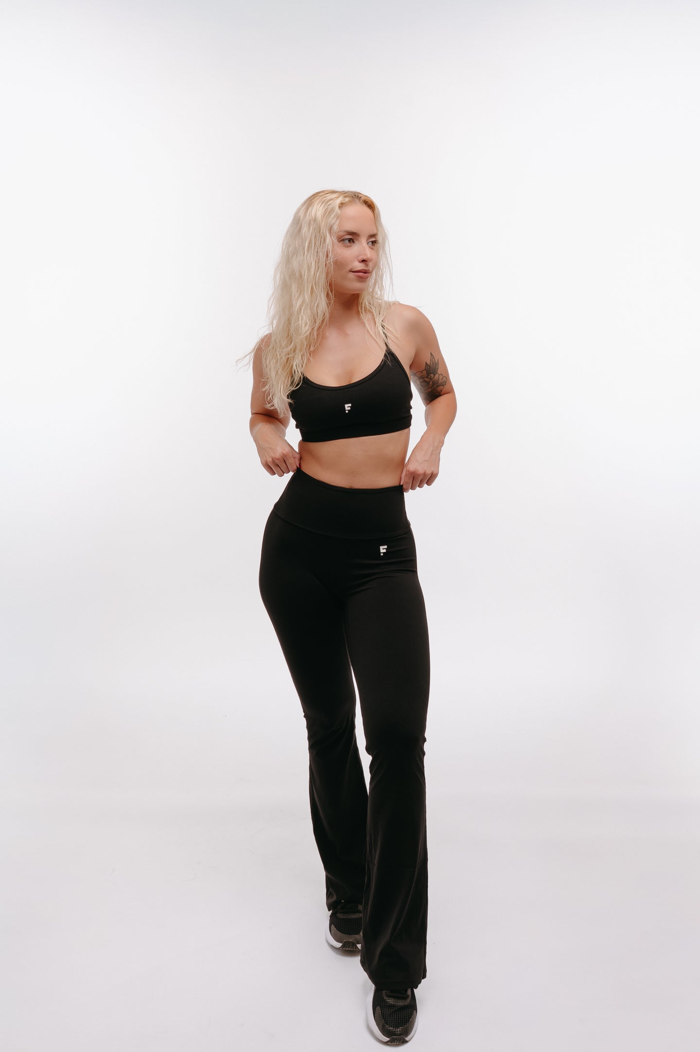 FLARE. Leggings