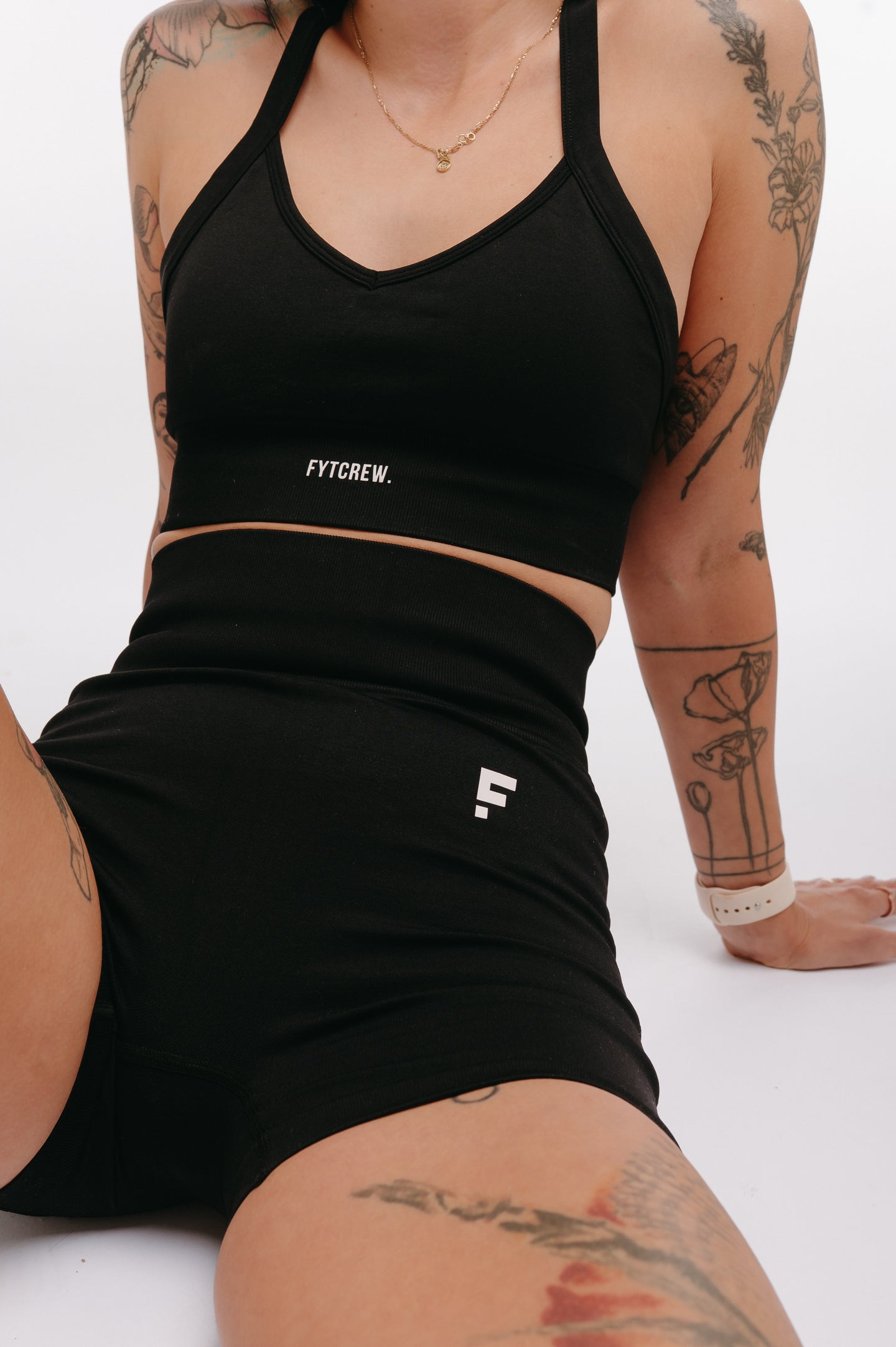 ELEVATE. Shorts