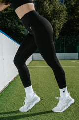 ESSENTIAL. Leggings